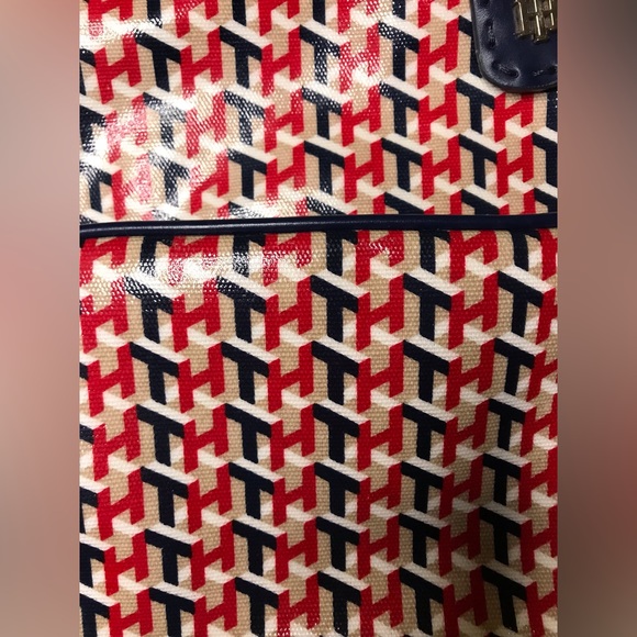 Tommy Hilfiger Women’s Small Backpack Purse - Picture 3 of 8